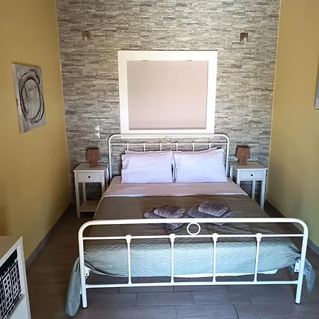 Reniza House 1